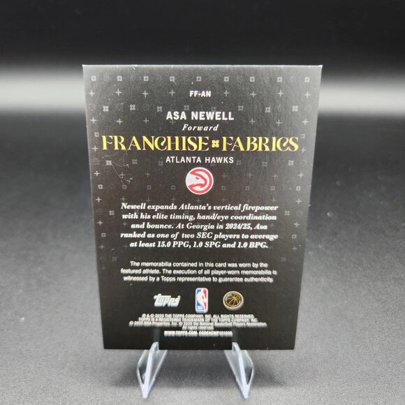25-26 Topps Asa Newell RC Franchise Fabrics FF-AN Atlanta Hawks Holofoil /99 - Picture 2 of 6